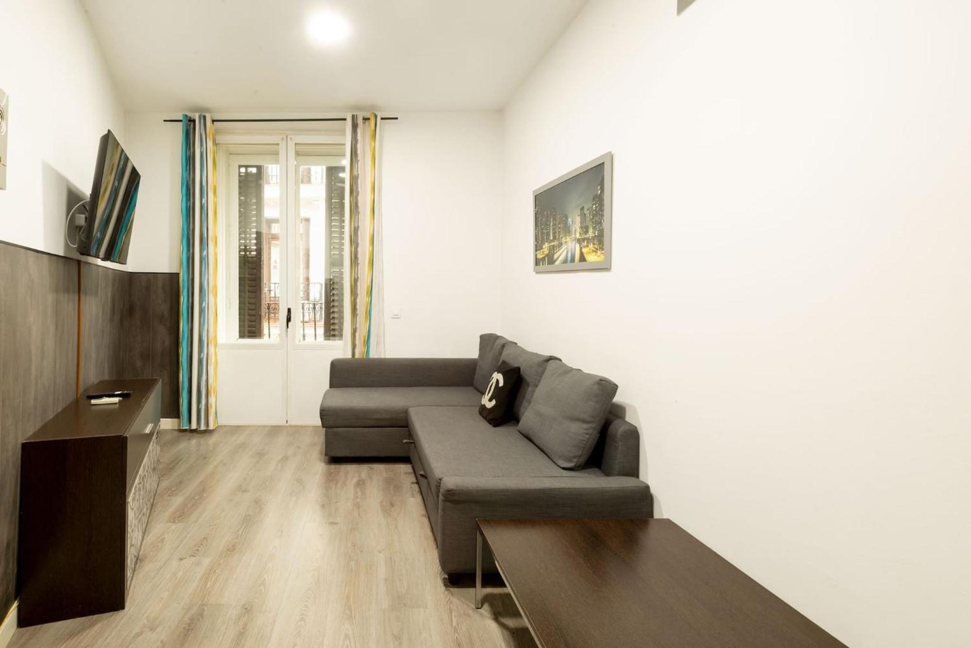 Apartamentos Day Madrid ALAMO Centro Gran Via Sol Malasaña Exterior foto