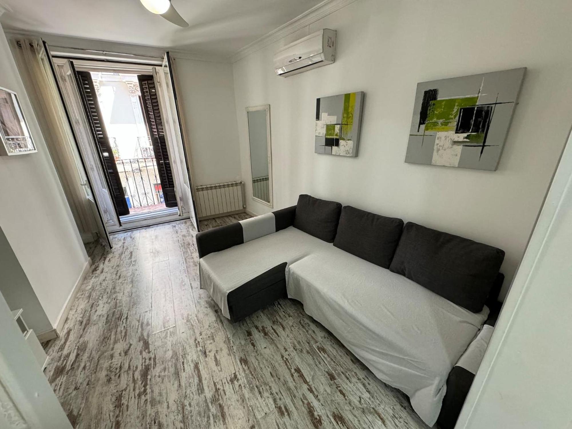 Apartamentos Day Madrid ALAMO Centro Gran Via Sol Malasaña Exterior foto